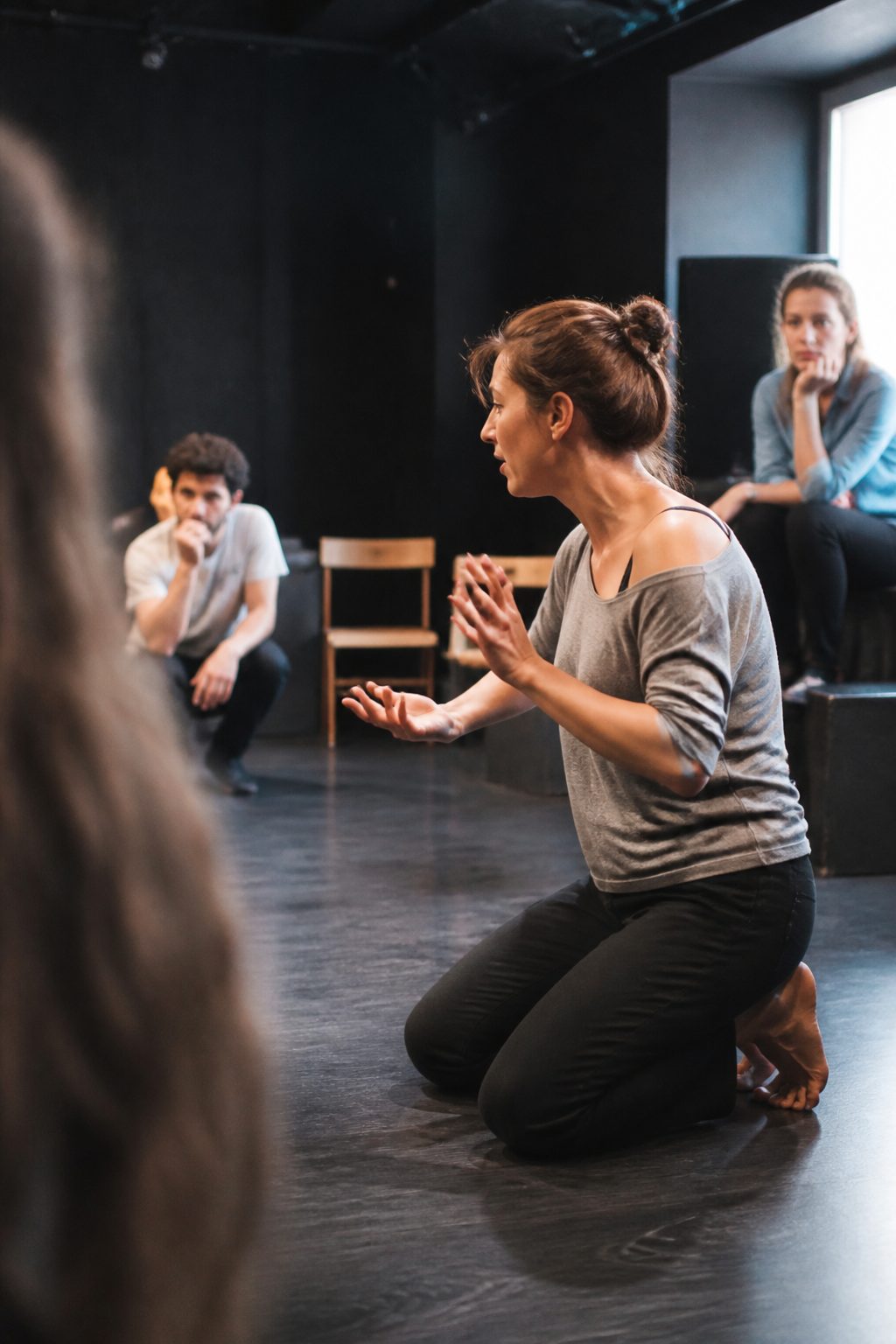 L&rsquo;improvisation et sa r&egrave;gle unique : Une seance de theatre amateur, minute par minute